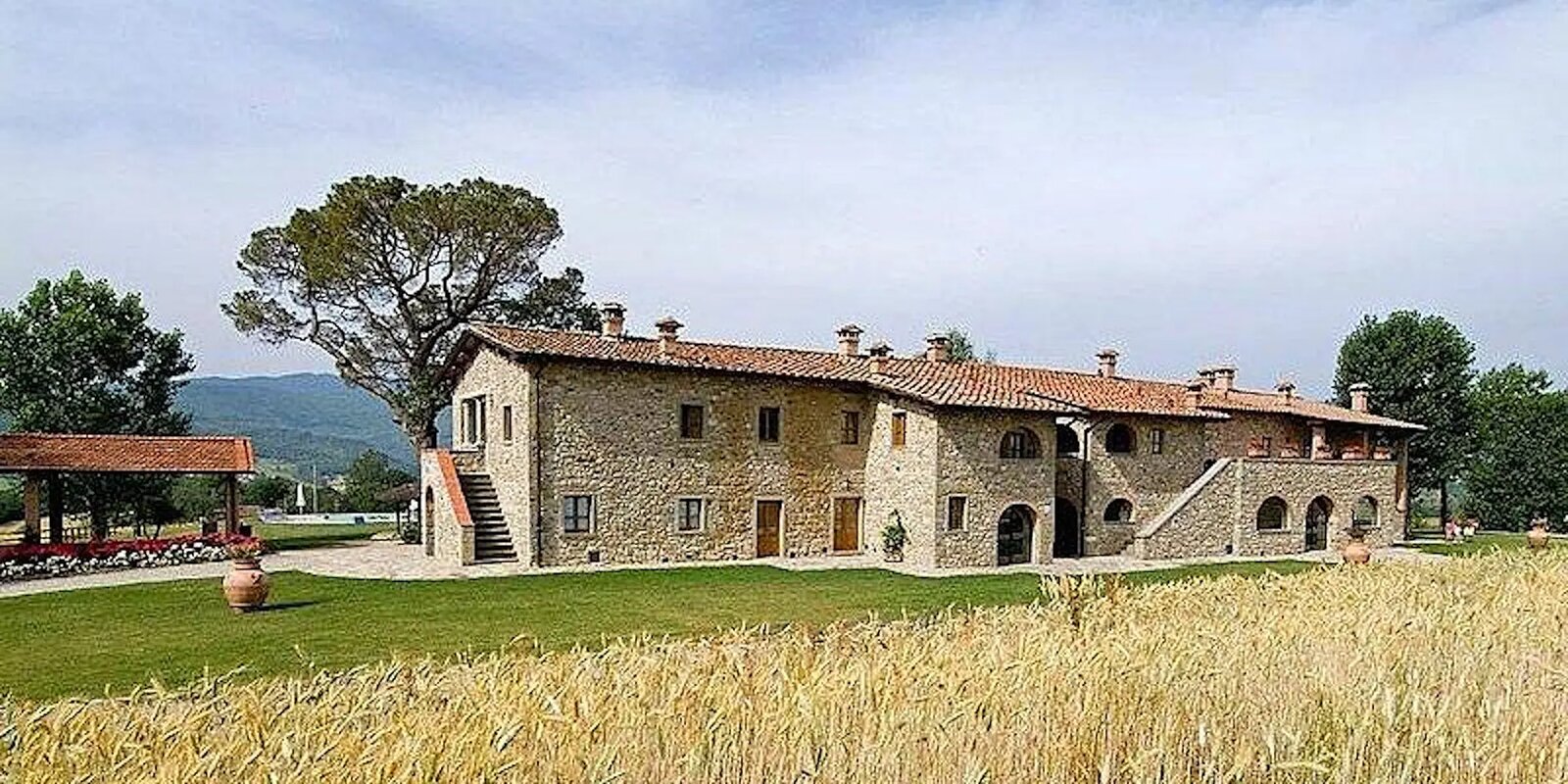 Casentino Valley agriturismo — Tuscany 2026